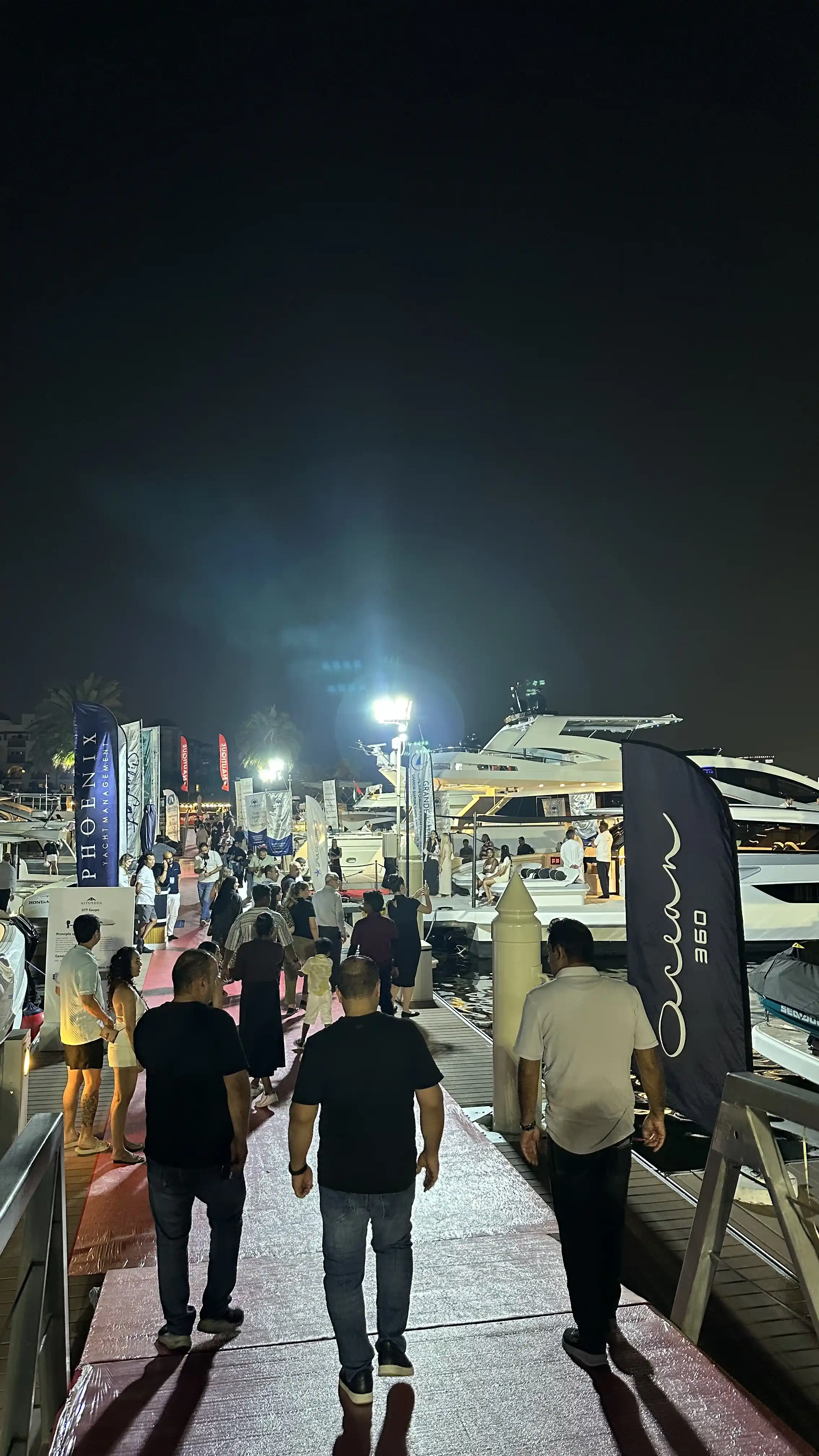 How To Shop The Show Like A Pro (Two-Pass Plan)